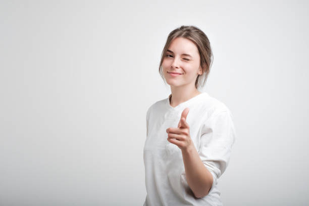 Mắt trái giật liên tục là điềm gì