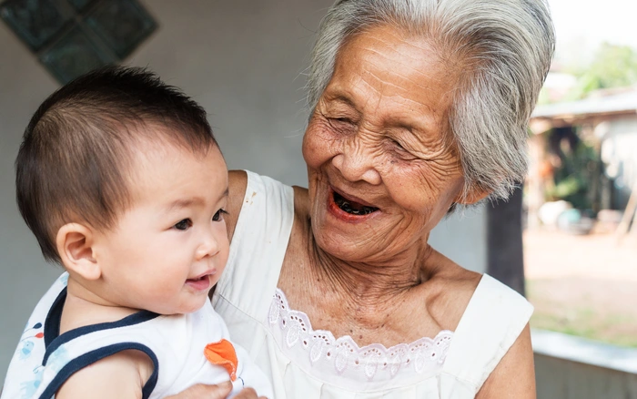 mơ thấy bà nội đánh con gì - Hình 1
