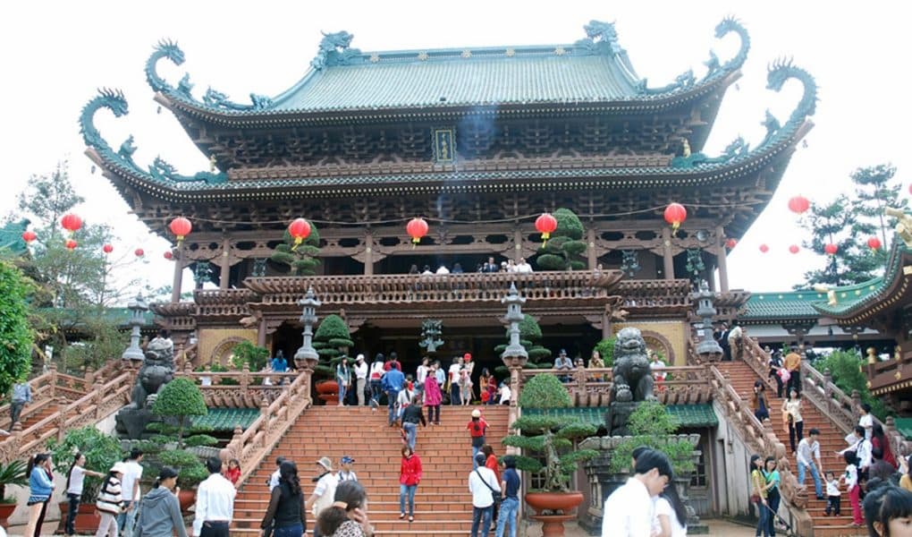 mơ thấy đi chùa đánh con gì - Hình 1