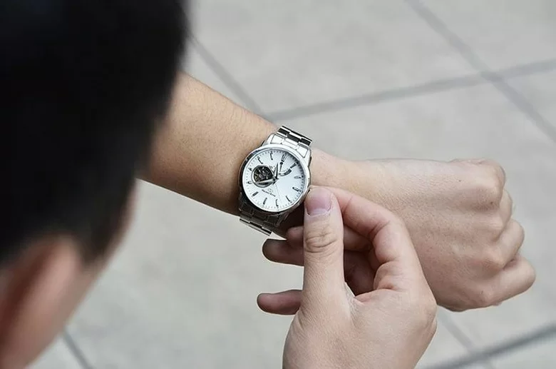 mơ thấy đồng hồ đánh con gì - Hình 2