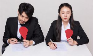 mơ thấy ly hôn đánh con gì