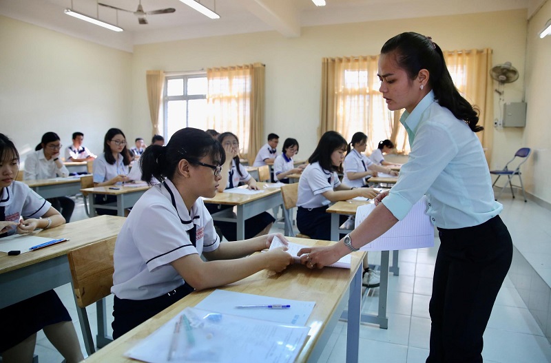 mơ thấy thi rớt đánh con gì - Hình 2
